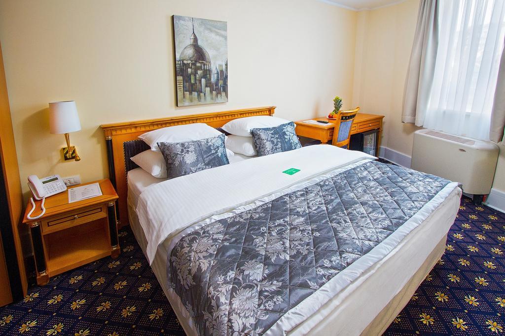 A Hoteli - Hotel Sloboda Šabac 客房 照片