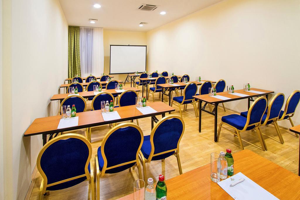 A Hoteli - Hotel Sloboda Šabac 外观 照片